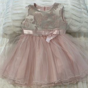 Beautiful pink tulle Easter/Passover/wedding dress. Bonnie Baby 24M. Like new